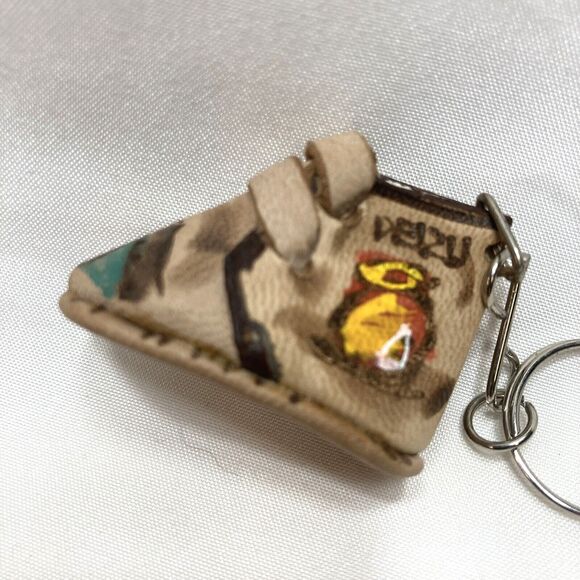 Leather Shoe Keychain From Peru, Hand painted, Hard To Find Item 1.5"L x1"H - Picture 4 of 9